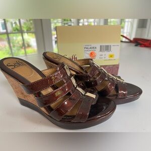 Nearly new in box Sofft platform wedge sandals in deep brown patent w cork sole